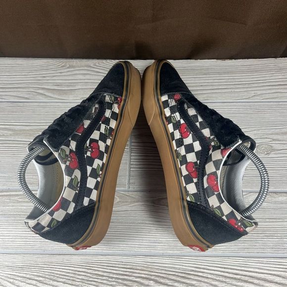 Vans Old-Skool Womens Sneaker Black White Cherry Checkered Shoe Womens 10 - Picture 7 of 10